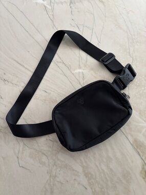 TNA Black Belt Bag Crossbody Waist Bag - Minimal Sling Pouch